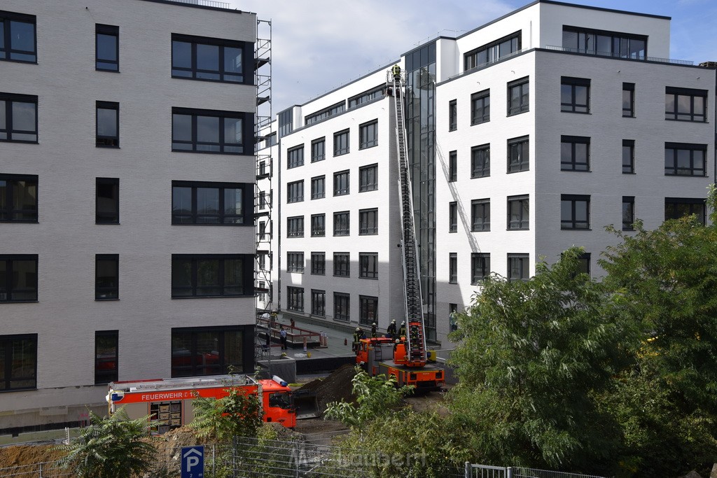 Fassadenfeuer Baustelle Koeln Kalk Dillenburgerstr P09.JPG - Miklos Laubert